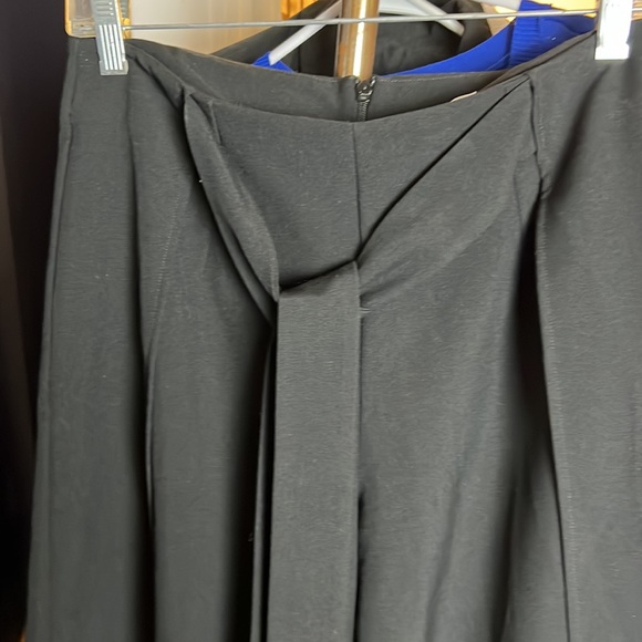 Black dress pant with belt pleated - Picture 4 of 4